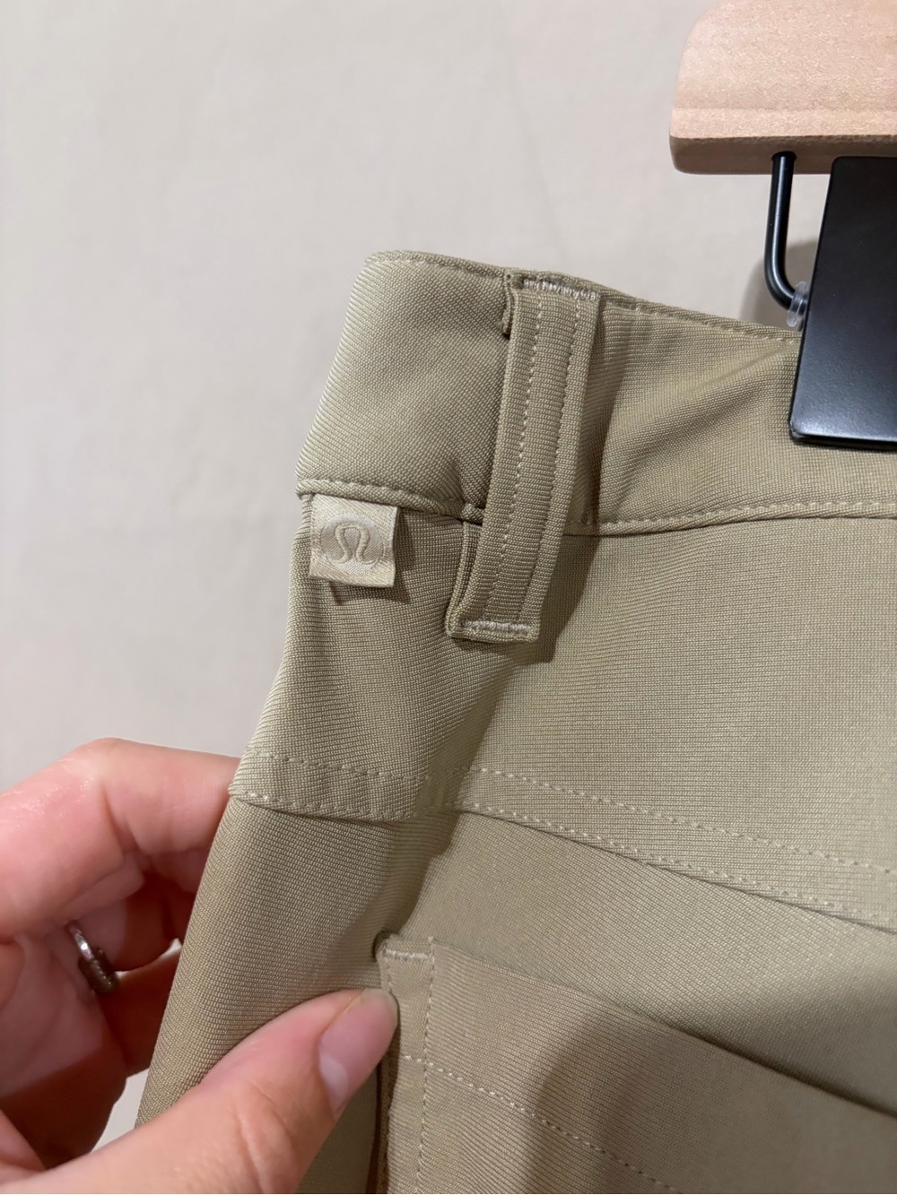 Lululemon pants - Picture 4 of 4